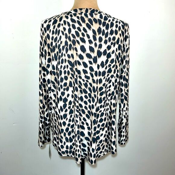 NWT International concepts leopard print, long sleeve shirt size 2X. - Picture 2 of 9